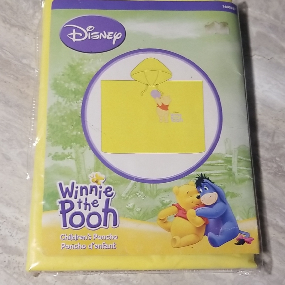 Disney Winnie the Pooh Children's Poncho/ Rain Coat